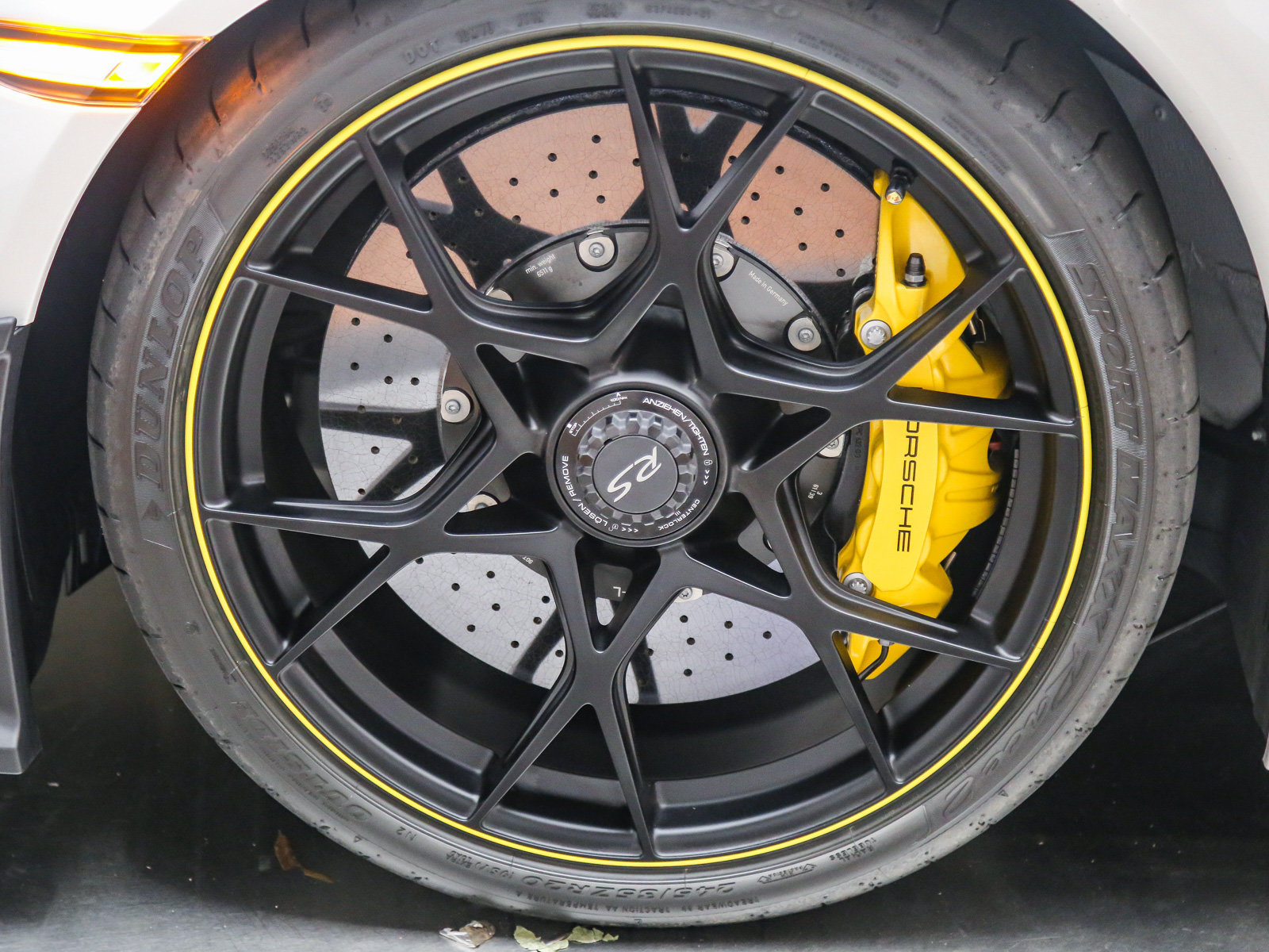 Certified 2025 Porsche 718 Boxster Spyder RS RWD image 13