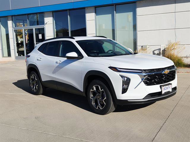 New 2026 Chevrolet Trax LT w/ Driver Confidence Package