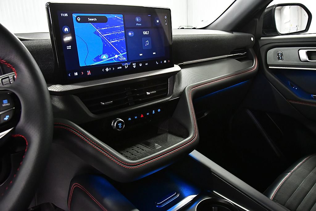 Used 2025 Ford Explorer ST-Line w/ Premium Package image 21