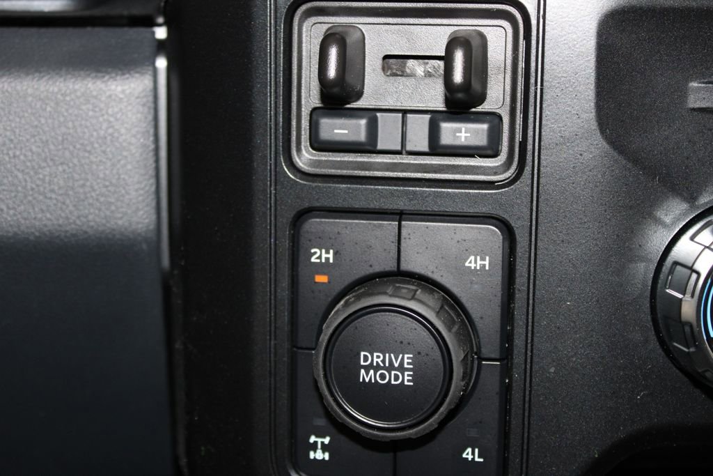 New 2026 Ford F250 Lariat w/ Black Appearance Package image 58