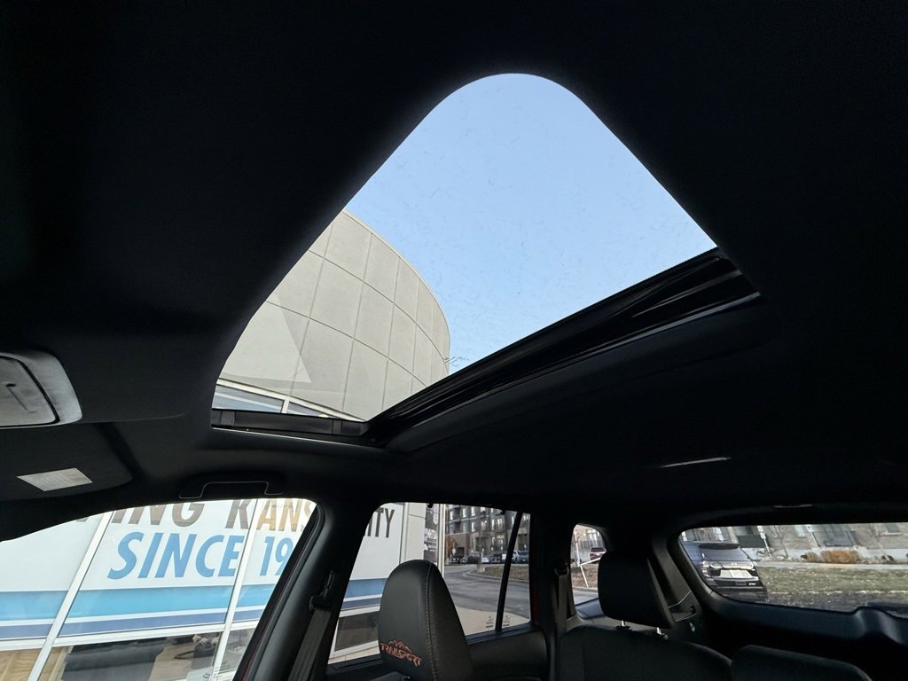 Used 2022 Honda Passport TrailSport image 5