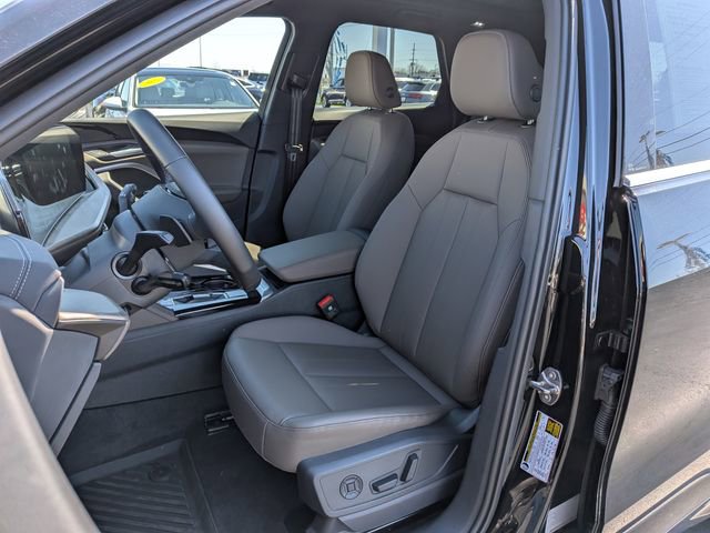 Used 2025 Audi Q5 Premium w/ Convenience Package AWD/4WD image 12