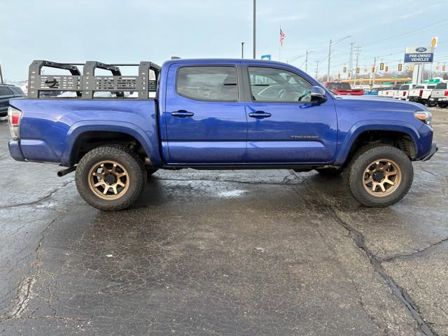 Used 2023 Toyota Tacoma TRD Sport w/ Advanced Technology Package image 7