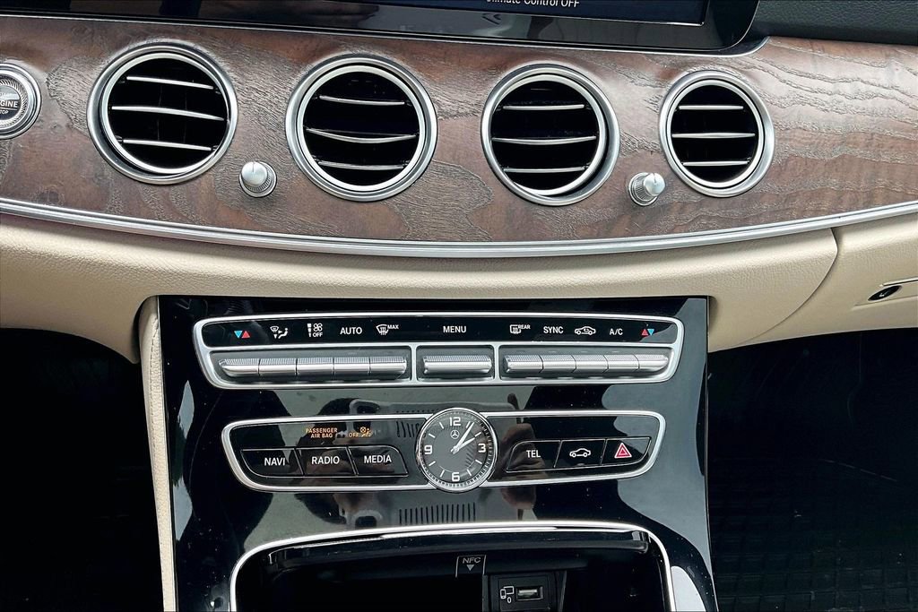 Used 2017 Mercedes-Benz E 400 4MATIC Wagon image 31