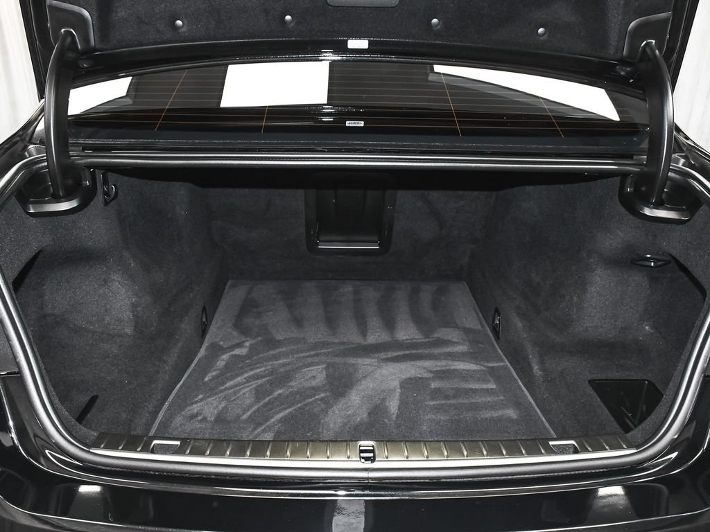 Used 2022 BMW M760i xDrive w/ Luxury Rear Seating Package AWD/4WD image 82