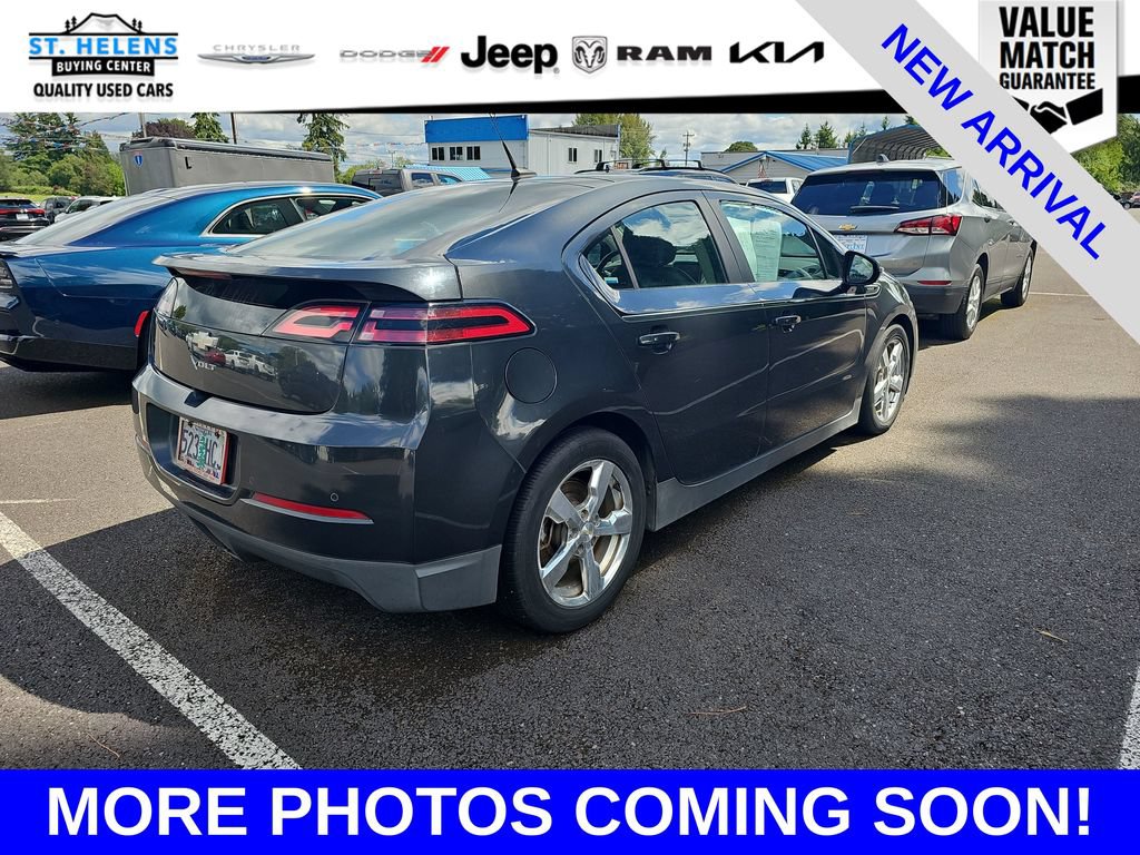 Used 2014 Chevrolet Volt Premium w/ Premium Trim Package FWD image 8