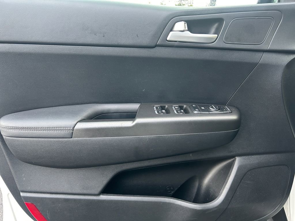 Used 2022 Kia Sportage LX w/ LX AWD Value Edition Package image 22