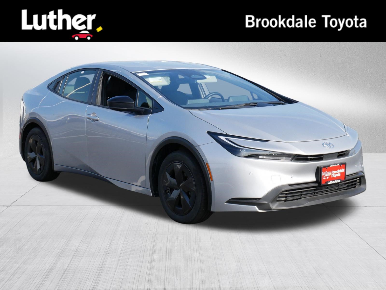 Certified 2025 Toyota Prius LE FWD image 1