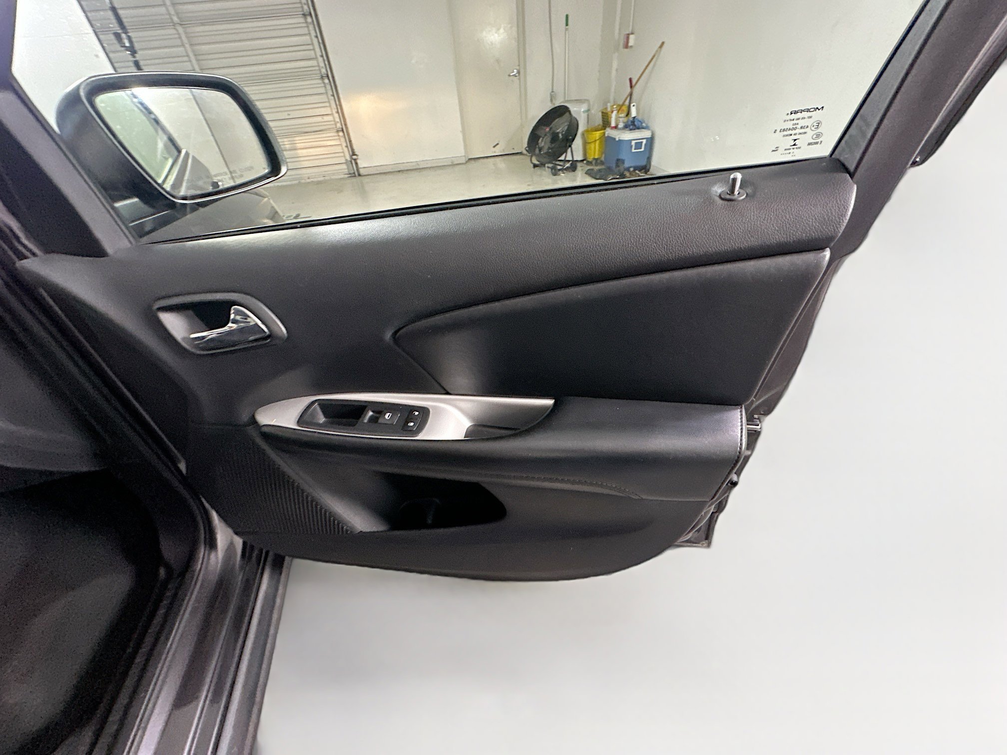 Used 2019 Dodge Journey SE image 31