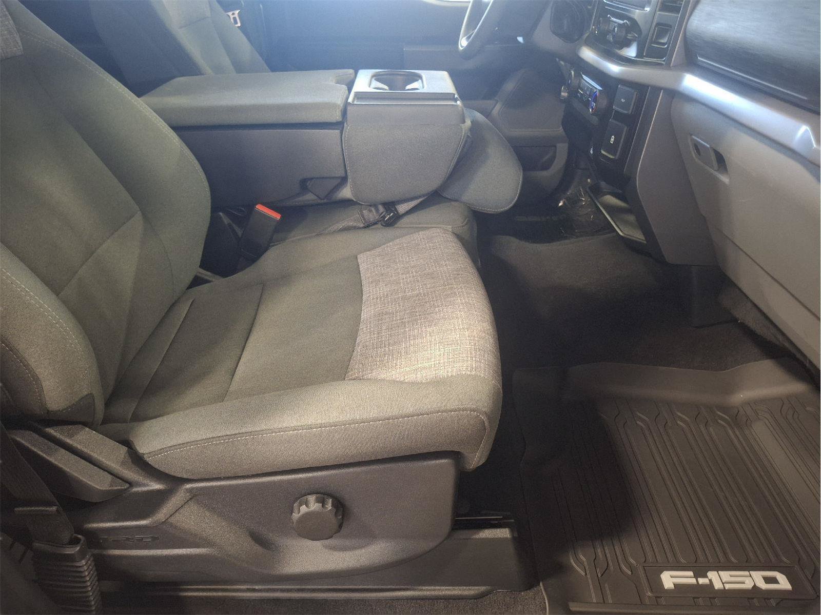 Used 2023 Ford F150 XLT AWD/4WD image 12