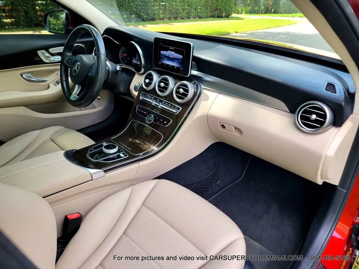 Used 2018 Mercedes-Benz C 300 Sedan image 20