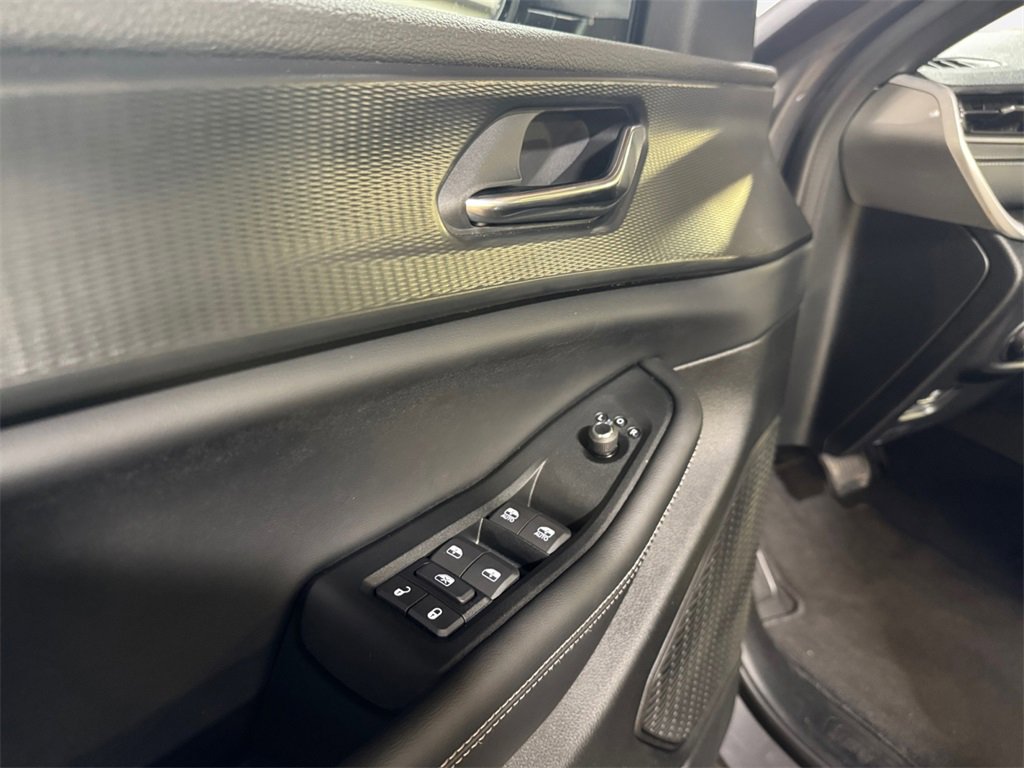 New 2025 Jeep Grand Cherokee Laredo X image 14