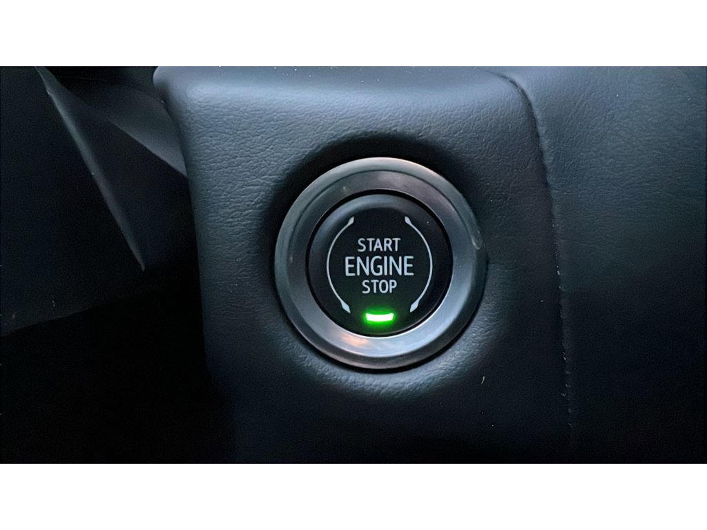 Used 2022 Chevrolet Tahoe LT w/ Luxury Package image 21