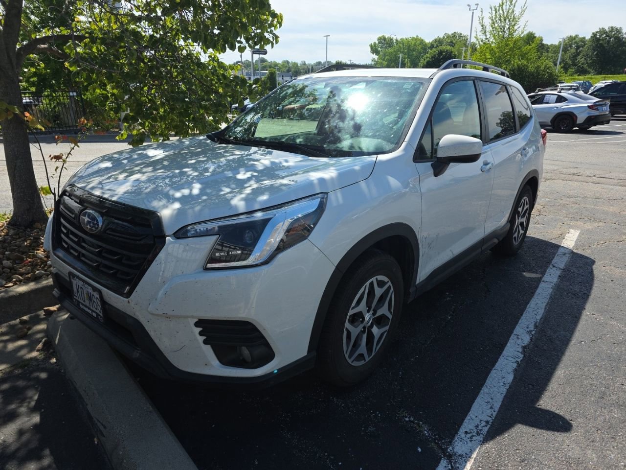 Used 2023 Subaru Forester Premium AWD/4WD image 2