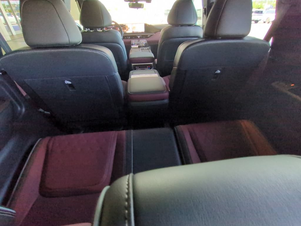 New 2027 INFINITI QX80 Autograph w/ Autograph Exterior Package AWD/4WD image 31