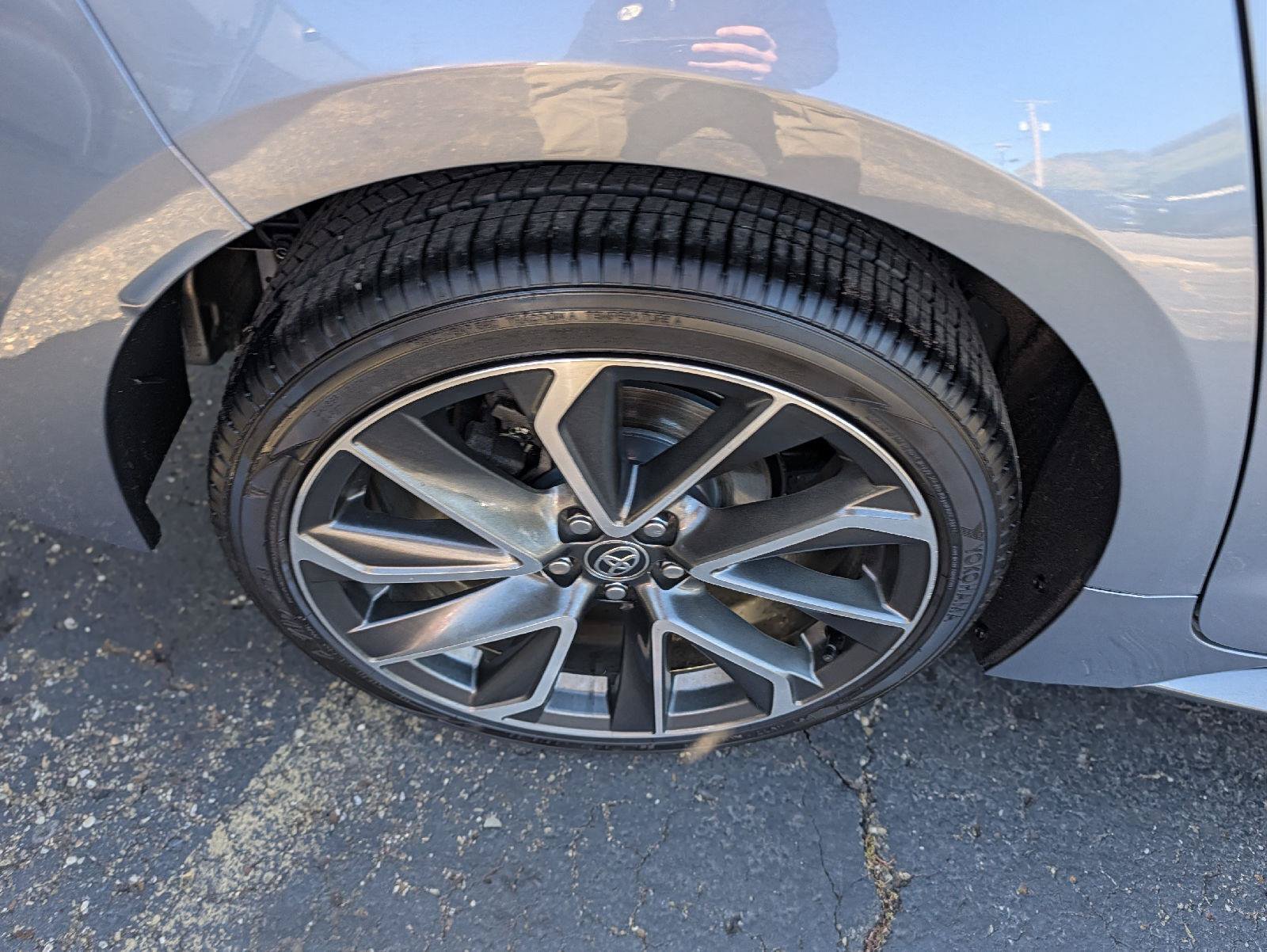 Used 2022 Toyota Corolla SE w/ Carpet Mat Package (TMS) FWD image 33