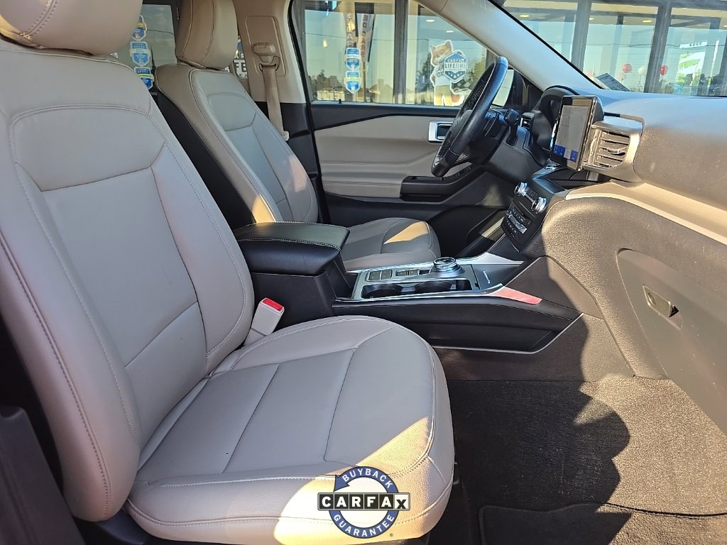 Used 2020 Ford Explorer XLT w/ Equipment Group 202A image 38