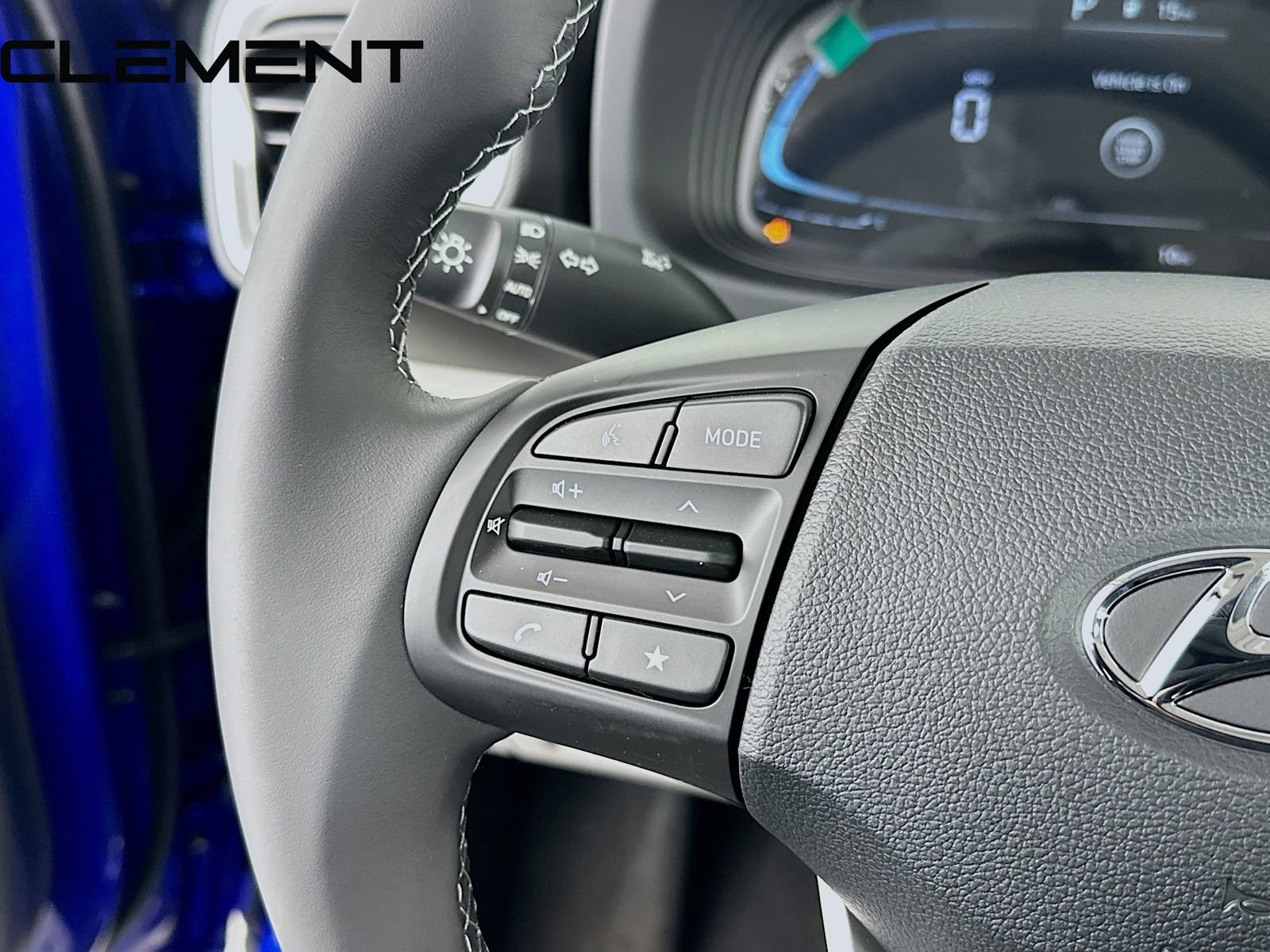 Certified 2026 Hyundai Venue SEL FWD image 15