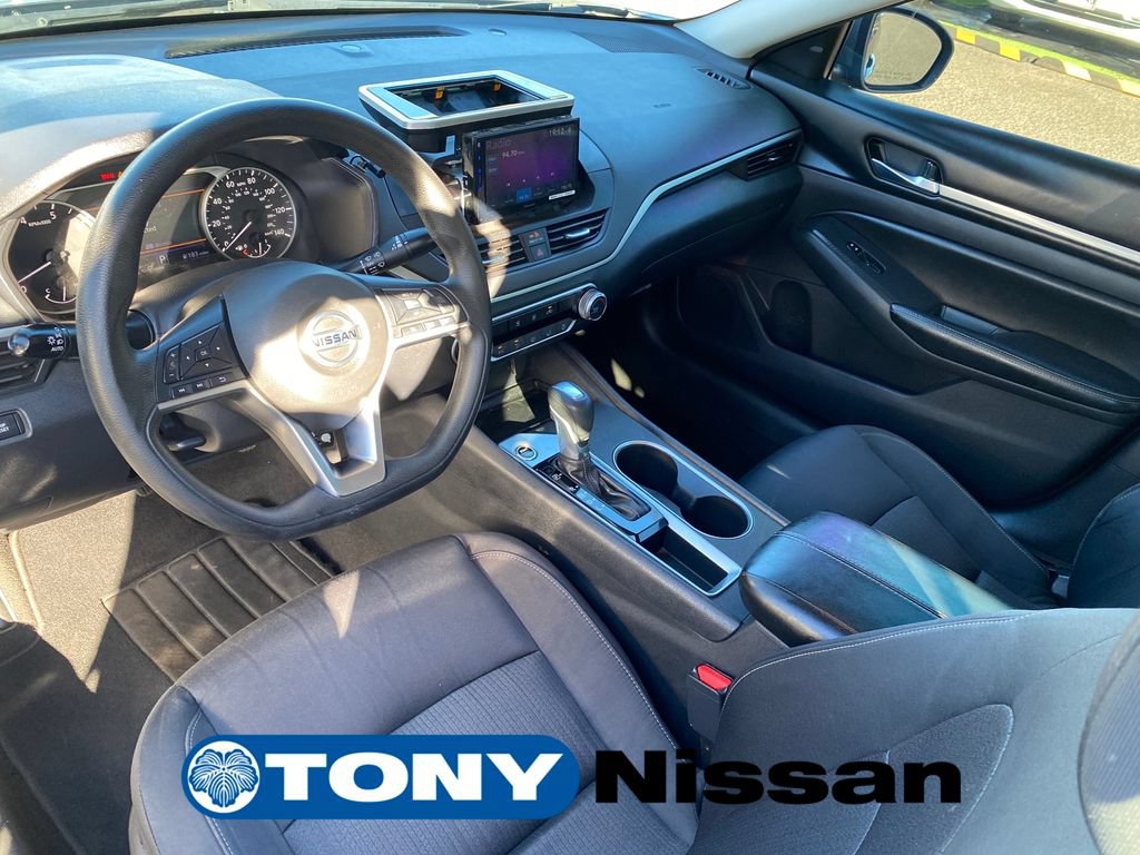 Used 2022 Nissan Altima 2.5 SV FWD image 13