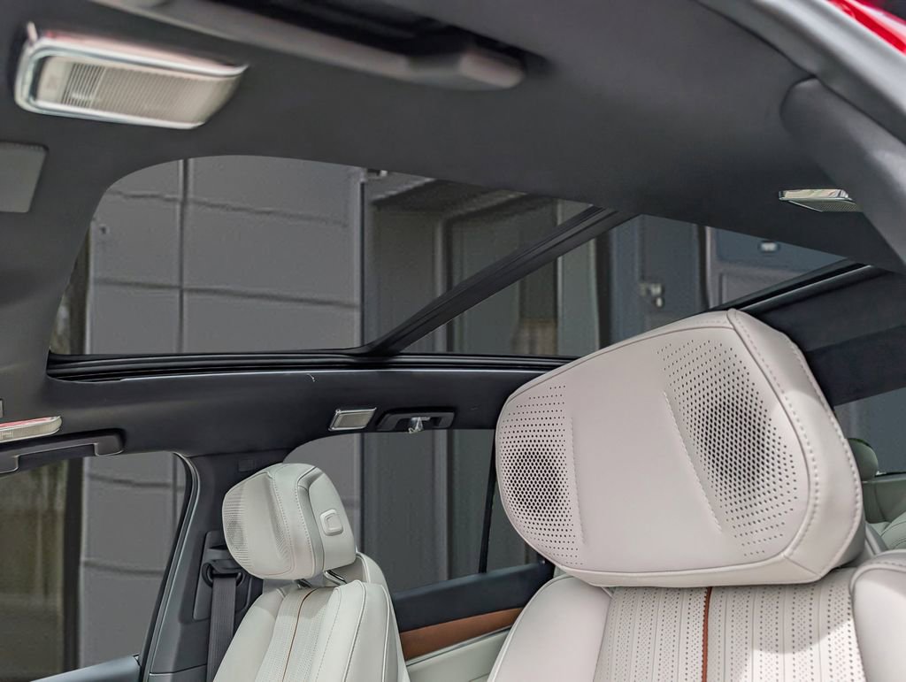 New 2026 Cadillac Vistiq Sport AWD/4WD image 14