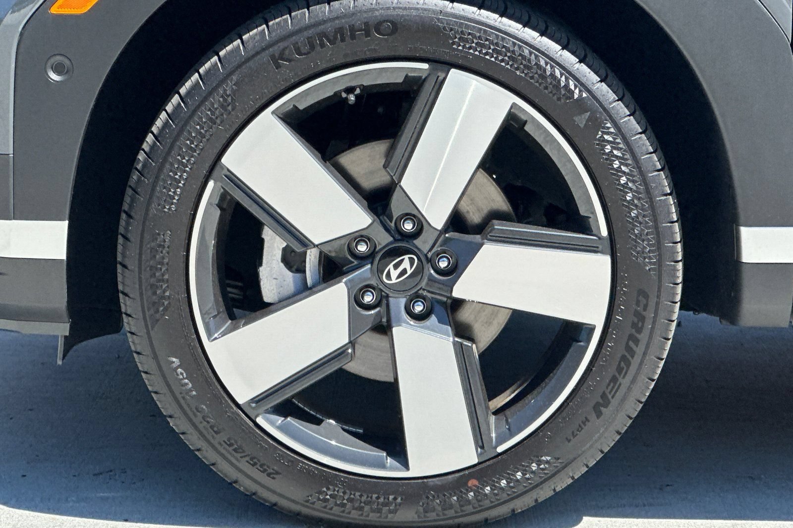 Used 2026 Hyundai Santa Fe Limited AWD/4WD image 28