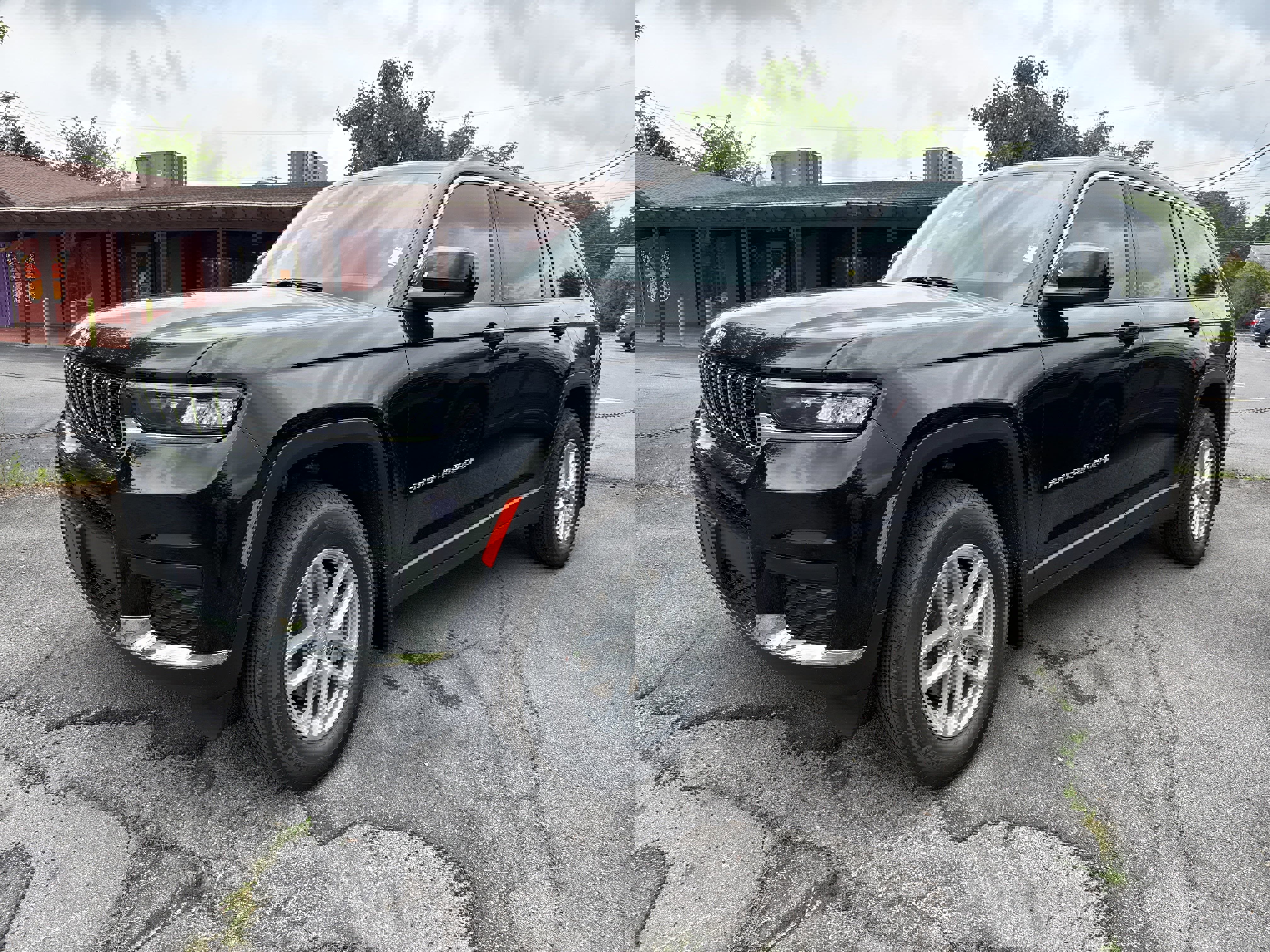 New 2025 Jeep Grand Cherokee L Laredo w/ Trailer Tow Package image 4