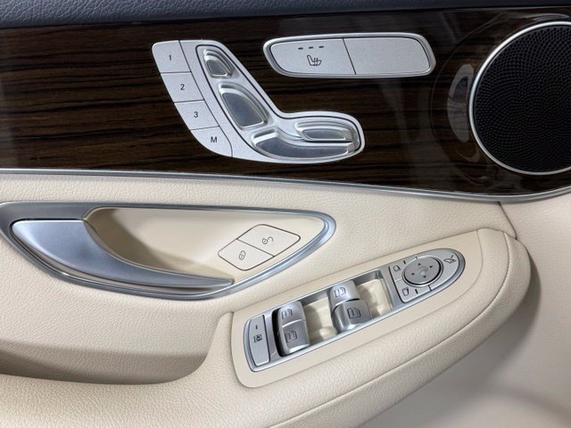 Used 2019 Mercedes-Benz GLC 300 image 16