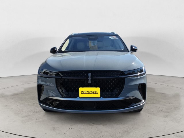 Used 2026 Lincoln Nautilus Black Label AWD/4WD image 2