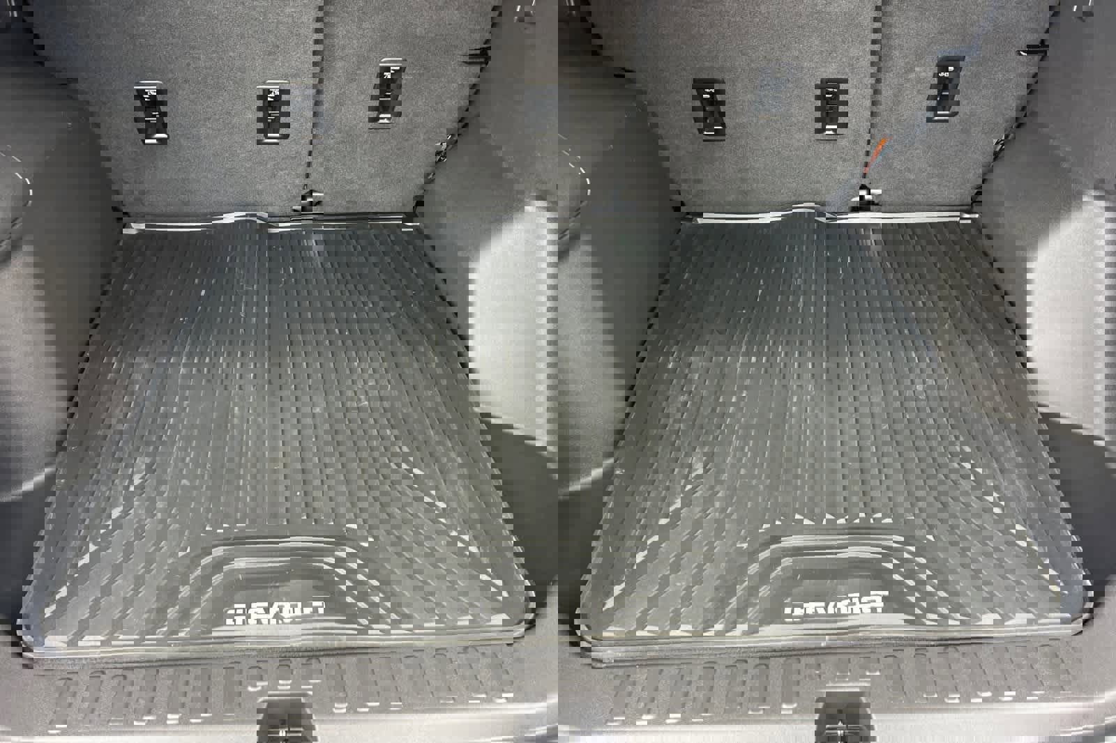 Used 2019 Chevrolet Equinox LT image 18