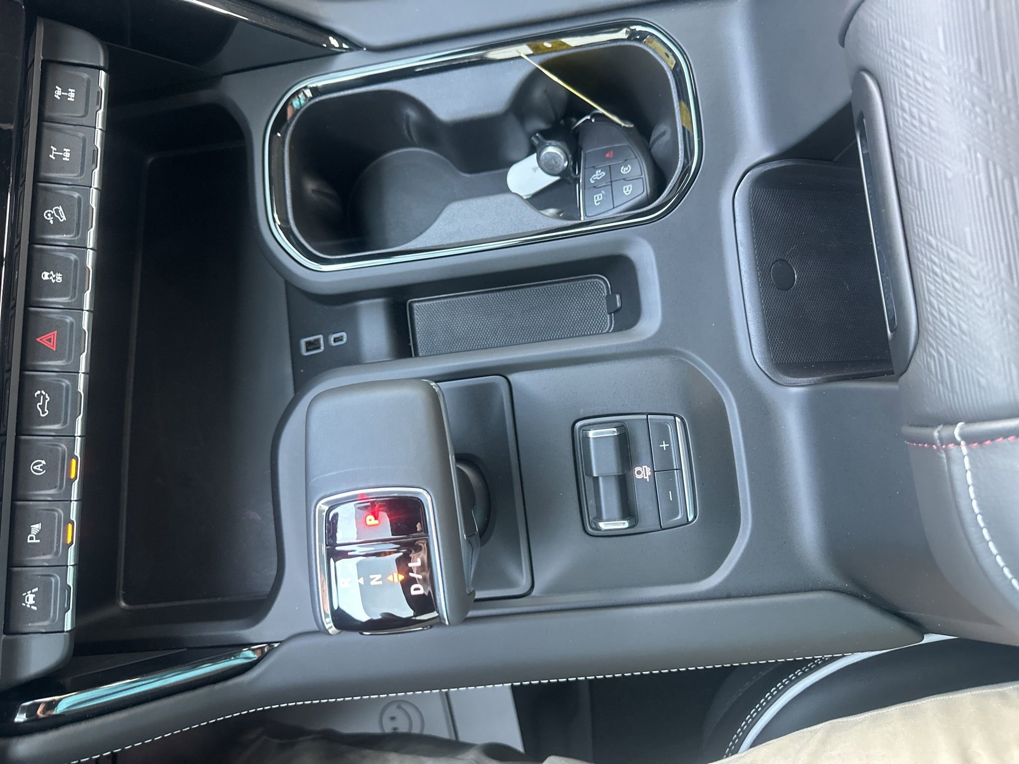 Used 2026 GMC Sierra 1500 AT4X image 36