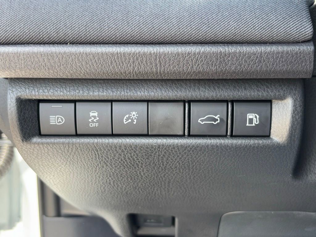 Used 2026 Toyota Camry LE w/ Convenience Package FWD image 23