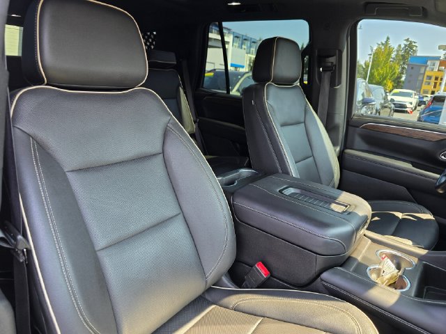 Used 2023 Chevrolet Tahoe Premier AWD/4WD image 14