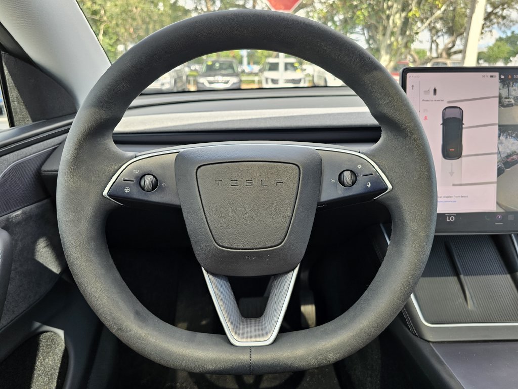 Used 2026 Tesla Model Y Long Range AWD/4WD image 23