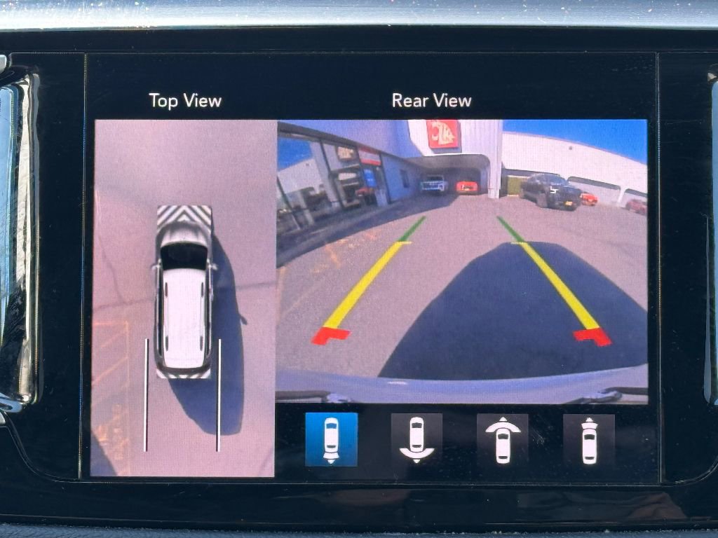 Used 2020 Chrysler Pacifica Touring-L w/ Advanced Safetytec Group image 7