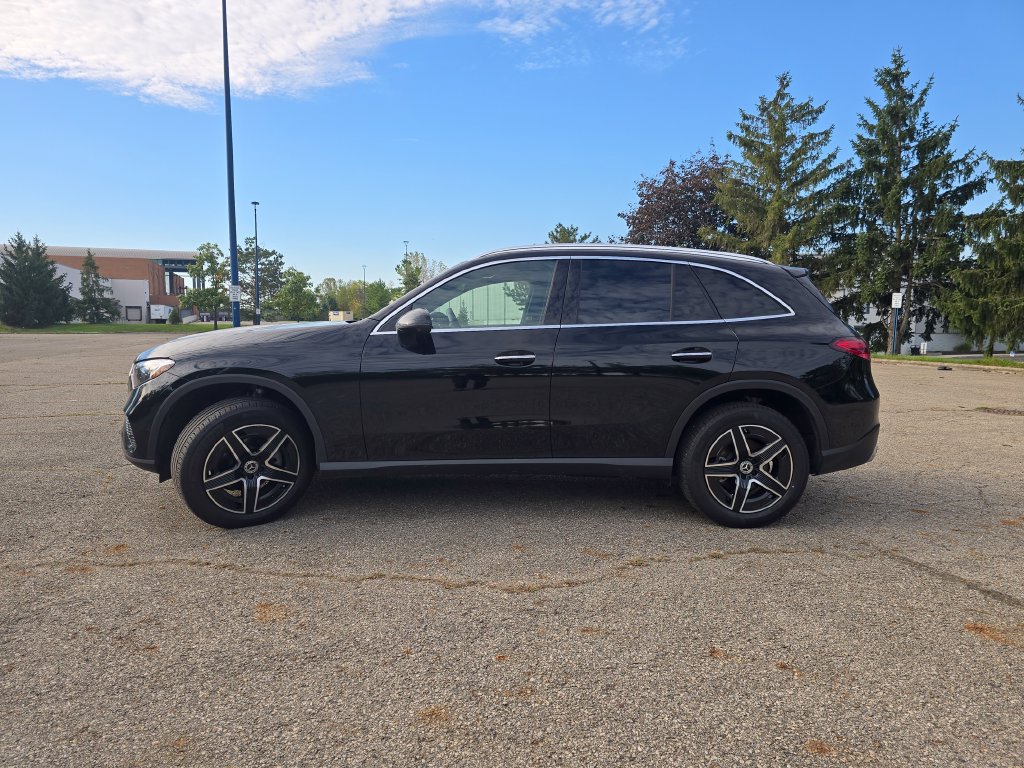 Used 2026 Mercedes-Benz GLC 300 4MATIC image 15