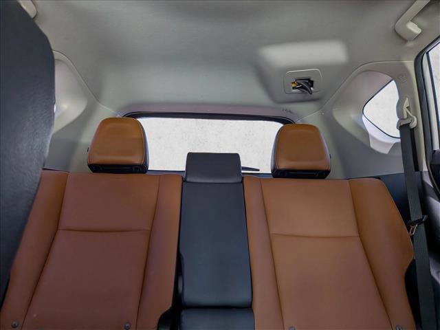 Used 2018 Toyota RAV4 Limited FWD image 16