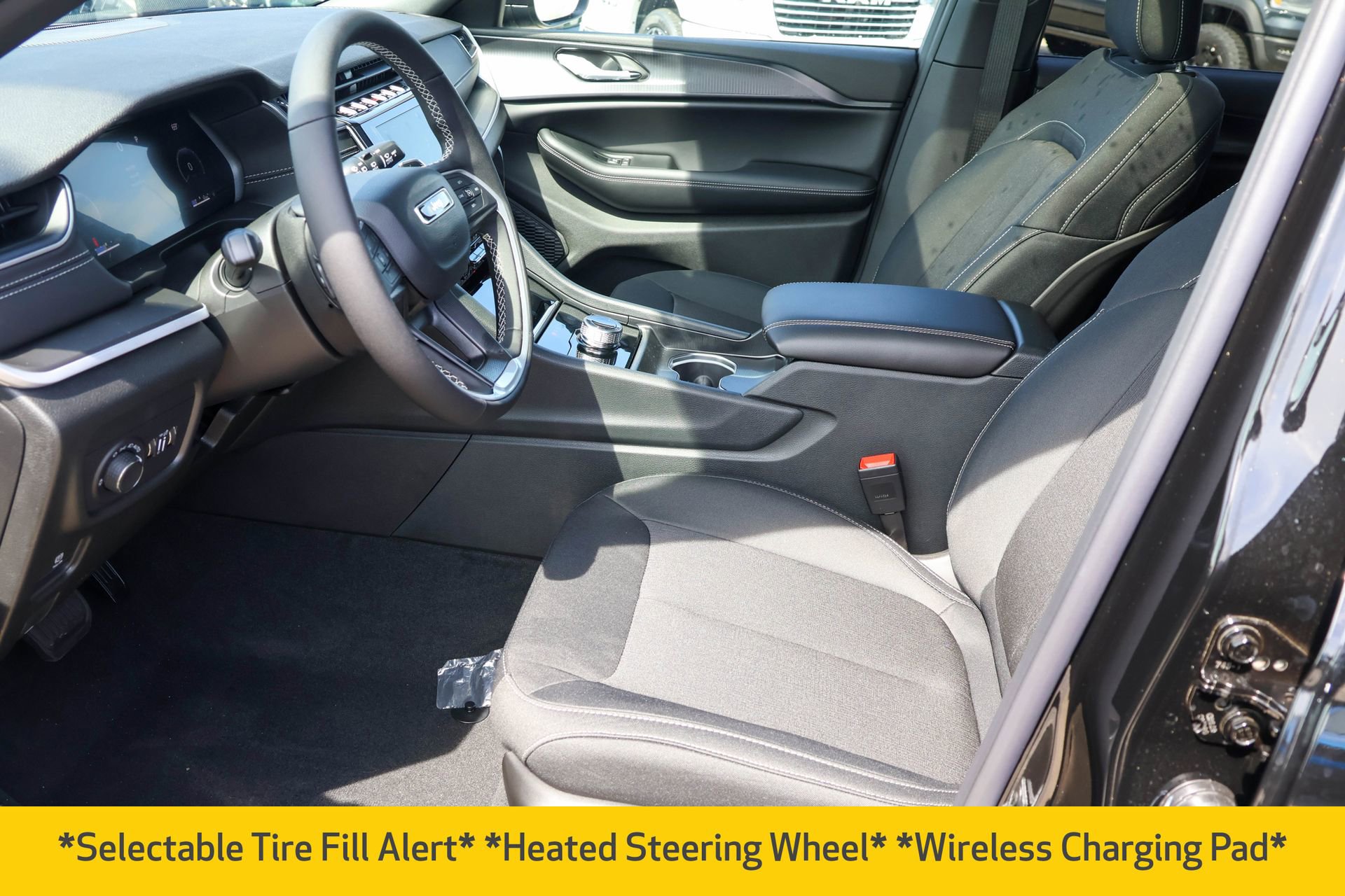 New 2026 Jeep Grand Cherokee Laredo X AWD/4WD image 5
