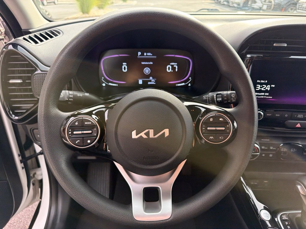 Used 2024 Kia Soul S FWD image 19