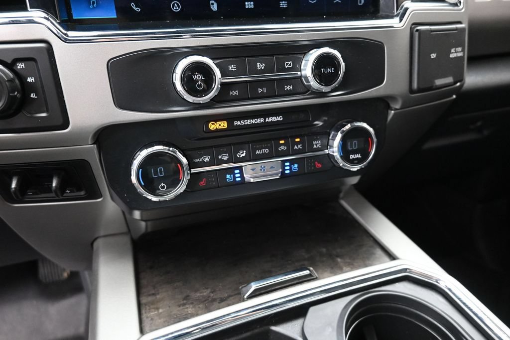 Used 2022 Ford F250 Lariat w/ Chrome Package AWD/4WD image 28