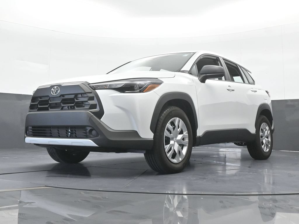 Used 2026 Toyota Corolla Cross L FWD image 53