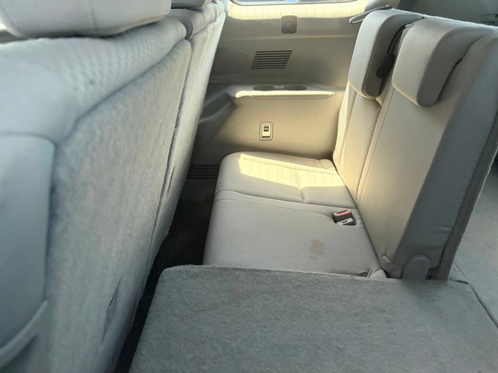 Used 2014 Toyota Highlander LE FWD image 7