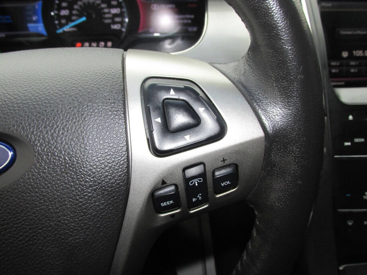 Used 2013 Ford Taurus SEL image 48