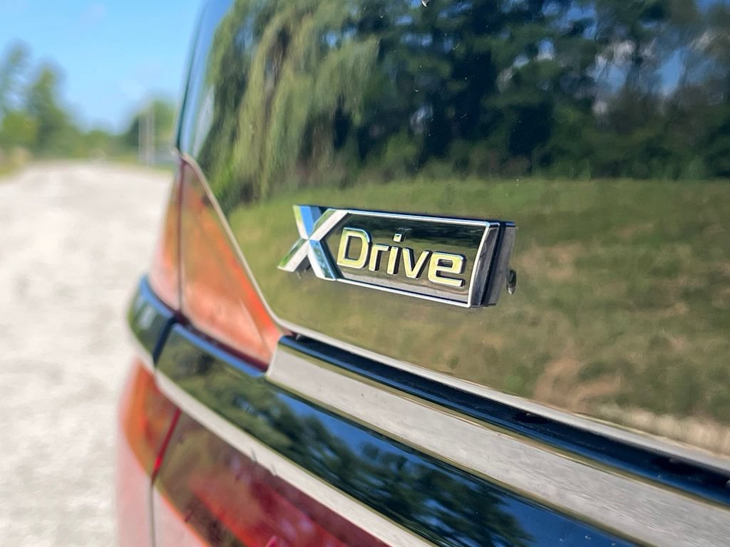 Used 2019 BMW 750i xDrive AWD/4WD image 15