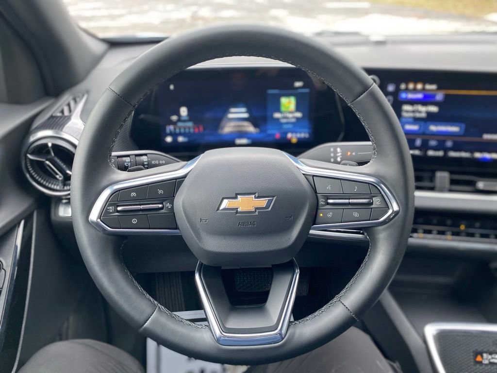 New 2026 Chevrolet Equinox LT w/ Convenience Package II image 28