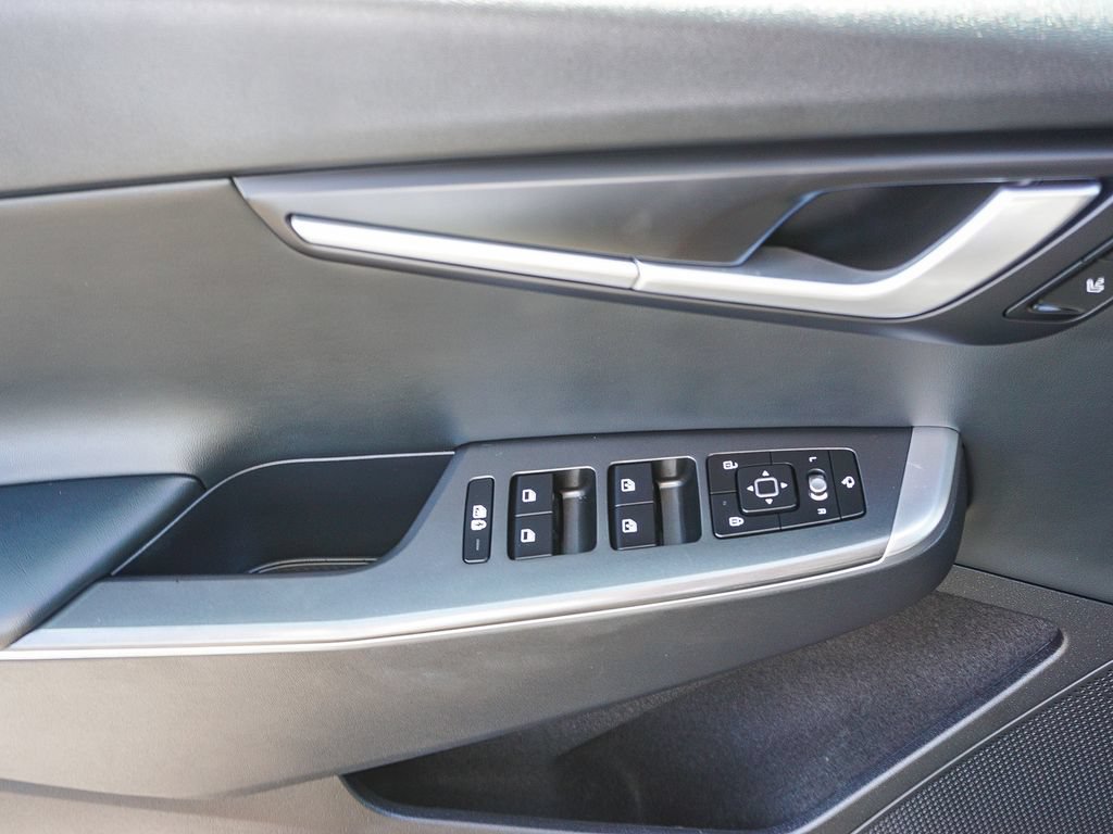 Certified 2024 Kia EV6 Light RWD image 19