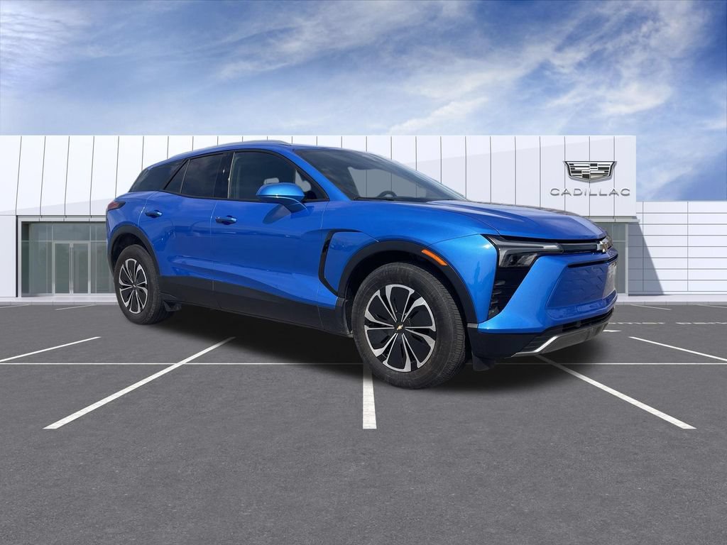 Used 2024 Chevrolet Blazer EV LT AWD/4WD image 2