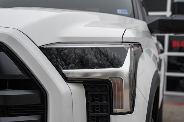 New 2026 Toyota Tundra SR5 w/ SR5 Convenience Package image 12