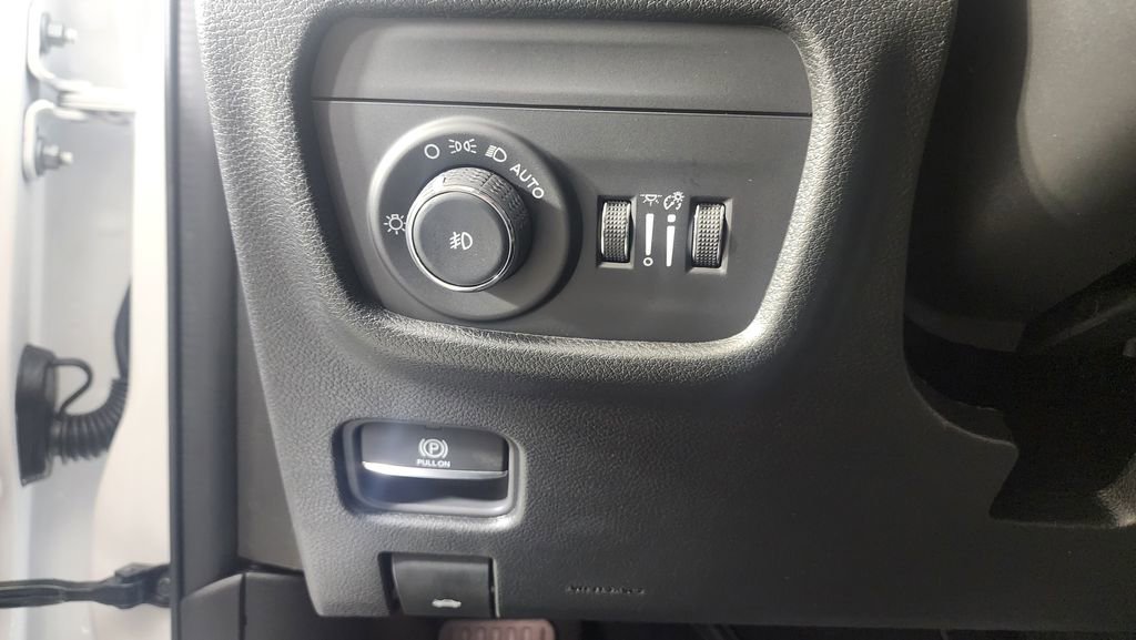 New 2025 Jeep Grand Cherokee Limited image 19