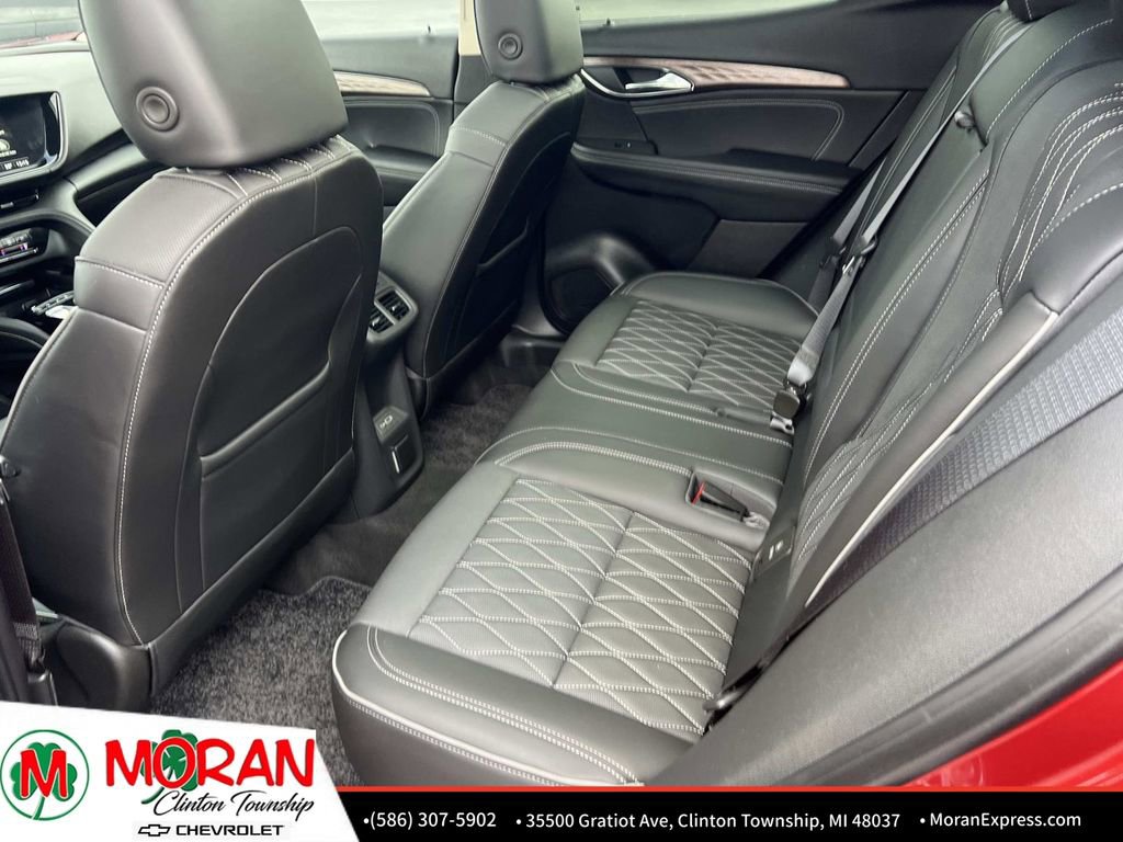 Certified 2023 Buick Envision Avenir AWD/4WD image 13