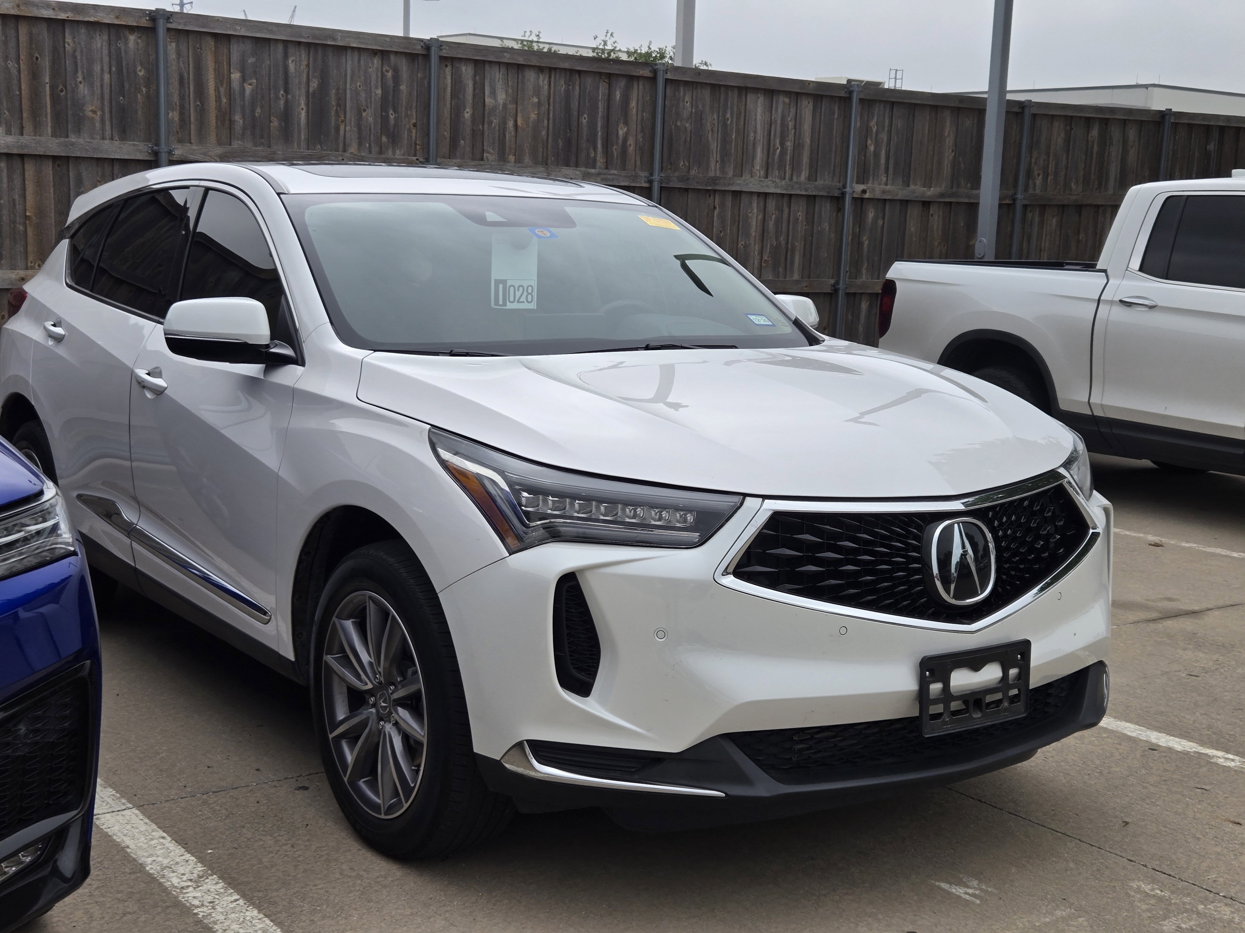 Used 2023 Acura RDX w/ Technology Package FWD image 3